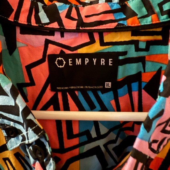 Empyre Vibrant Geometric Men's Shirt - Picture 2 of 2